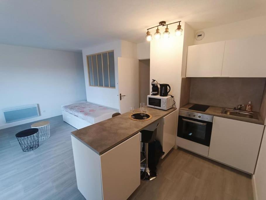 Appartement Tout Equipe 2 A 4 Couchages St Charles Marseille Extérieur photo